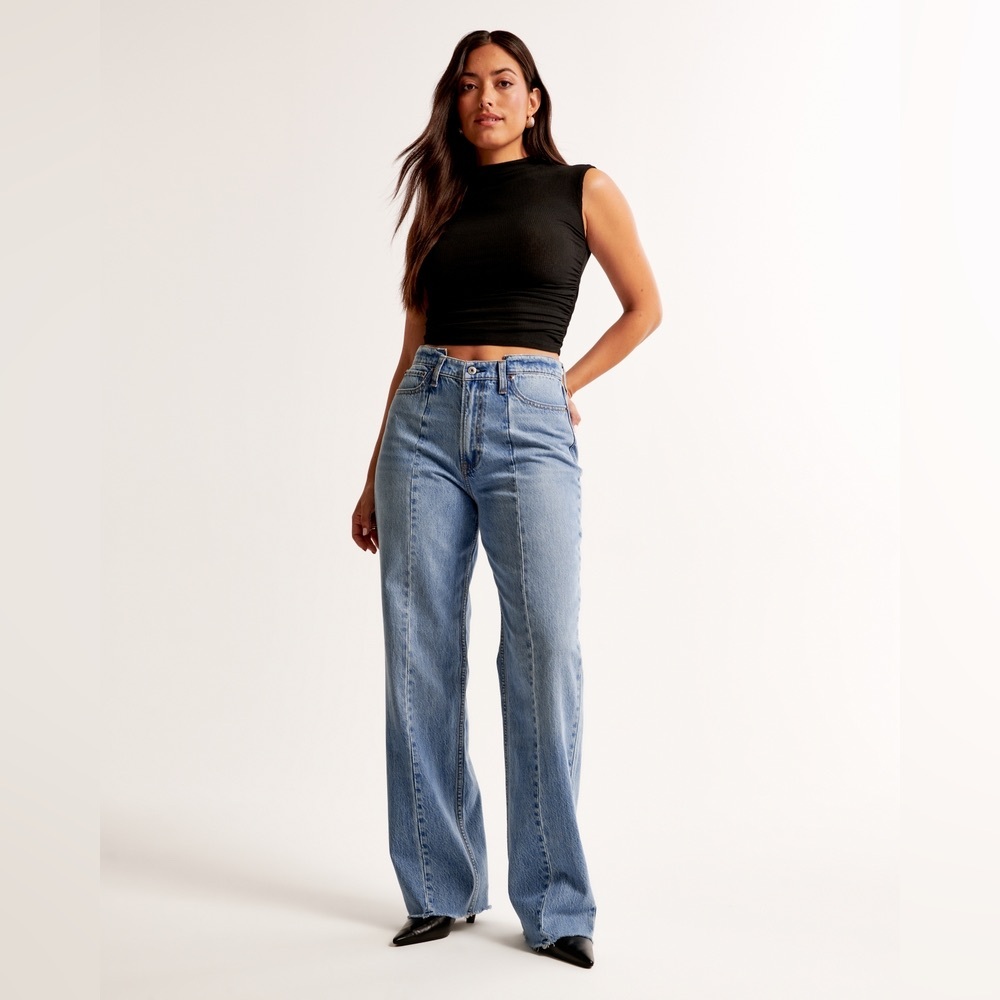 Abercrombie Curve Love 26|2s - 90s Straight Ultra High Rise Jean Vertical Splice - Picture 13 of 13